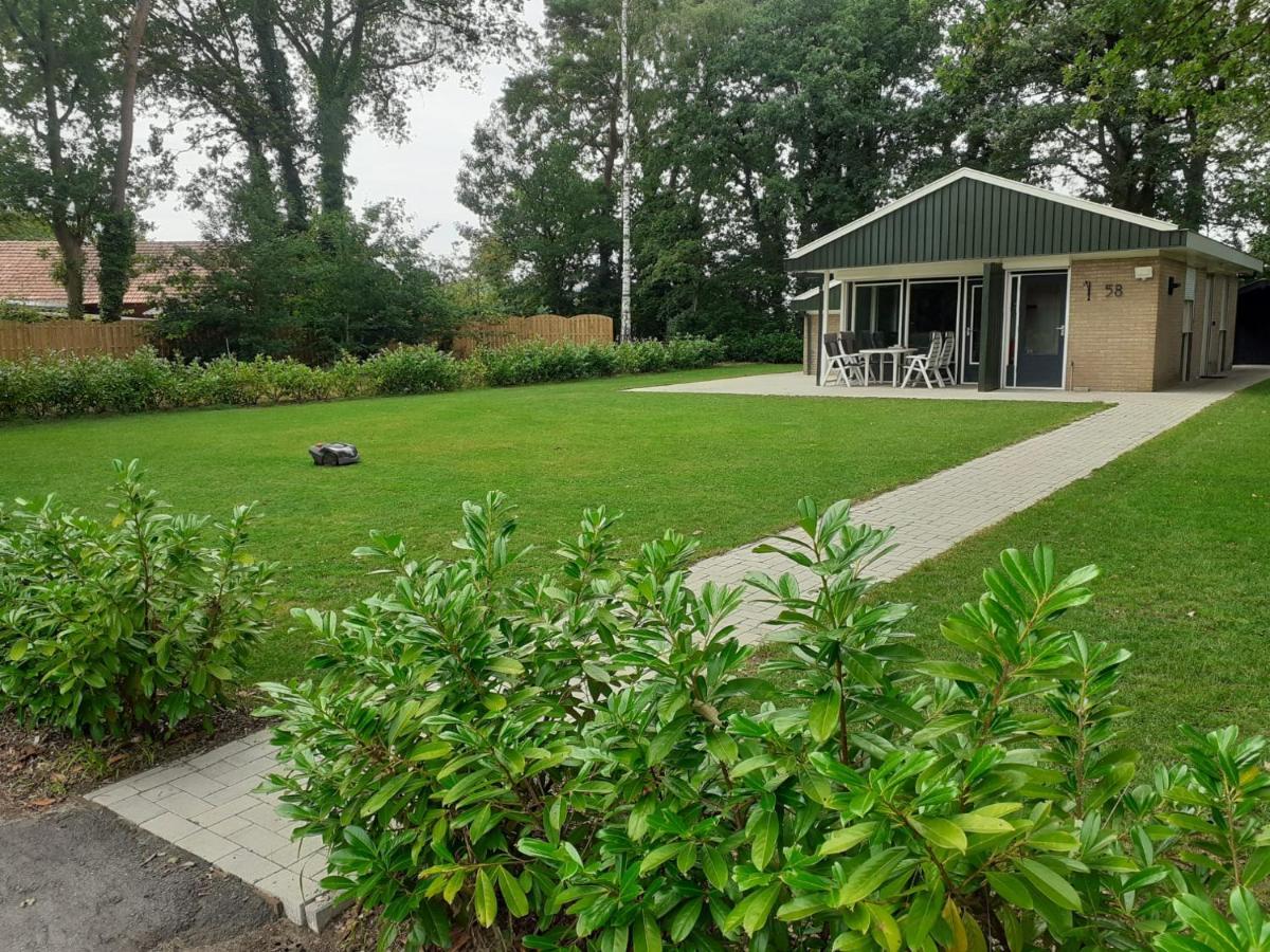 Bungalow/Vakantiehuis Op Park Bavelds Dennen Denekamp Bagian luar foto